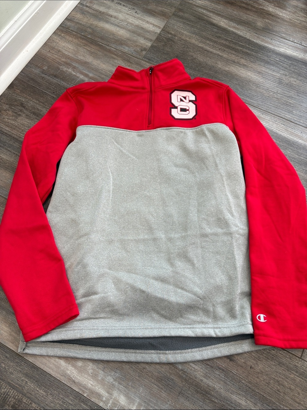 NC State Champion half zip pull over youth large